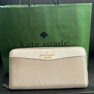 Kate Spade zip up large wallet